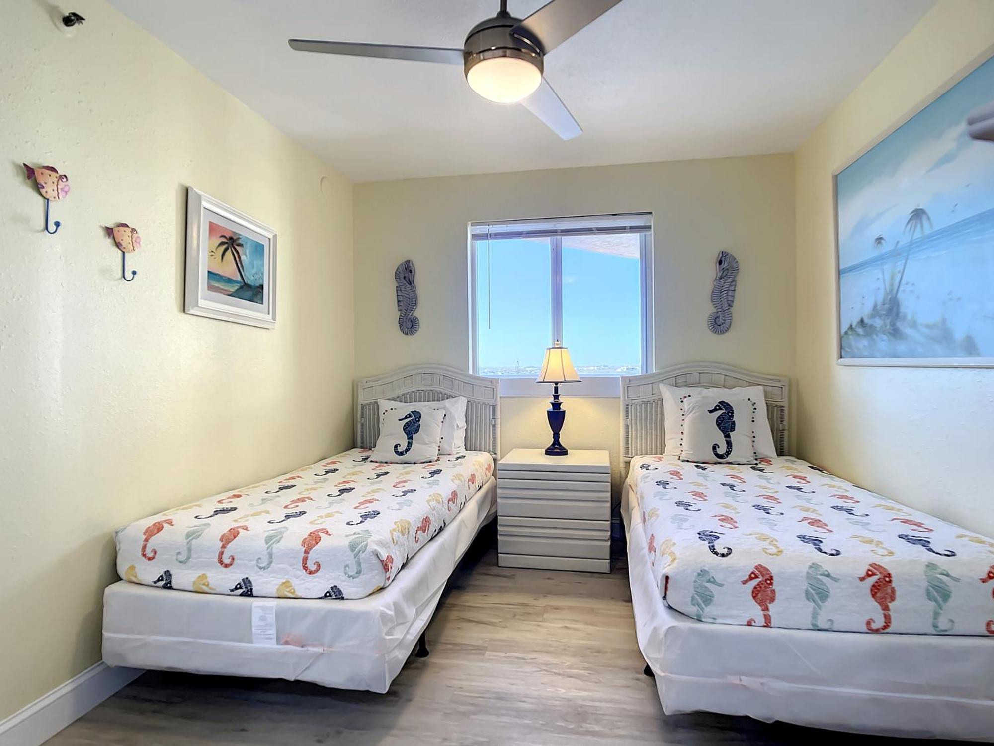 Oceanfront Balcony, Pool, Bbq, Steps To Flagler Ave Villa New Smyrna Beach Exterior photo